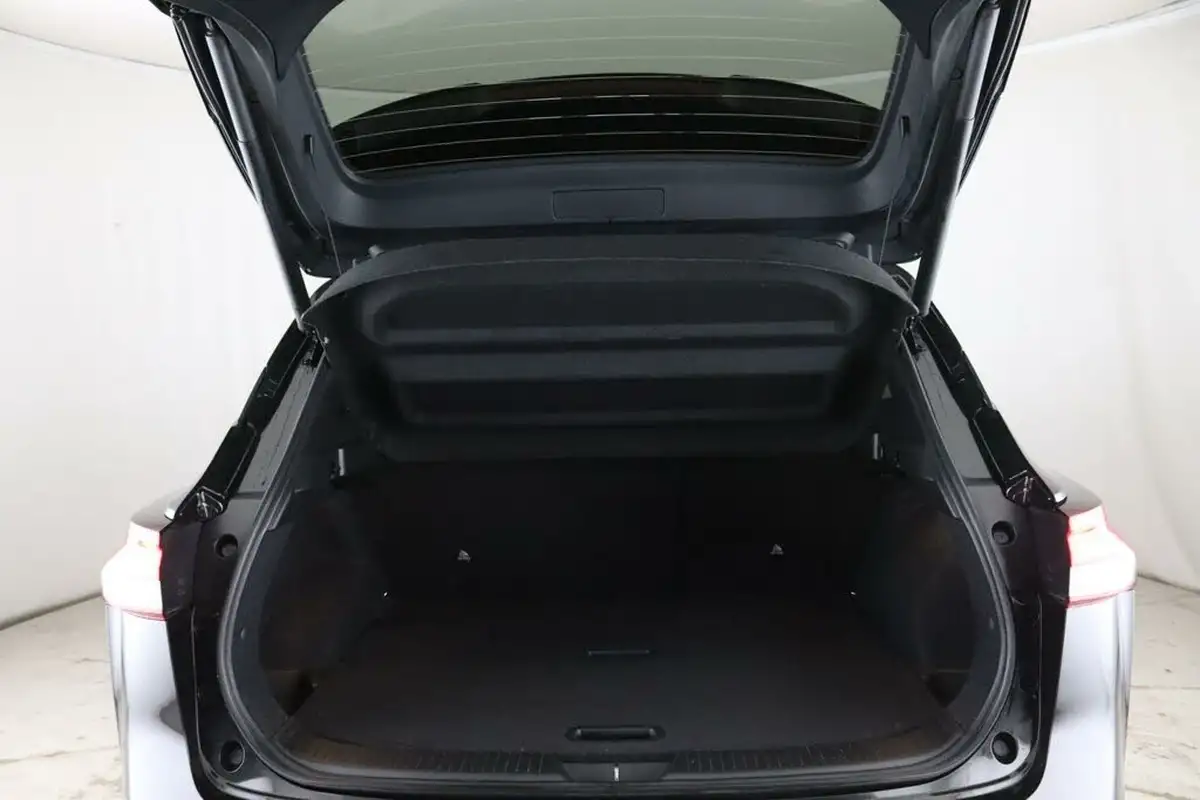 2023-nissan-qashqai-15-tekna-big-12
