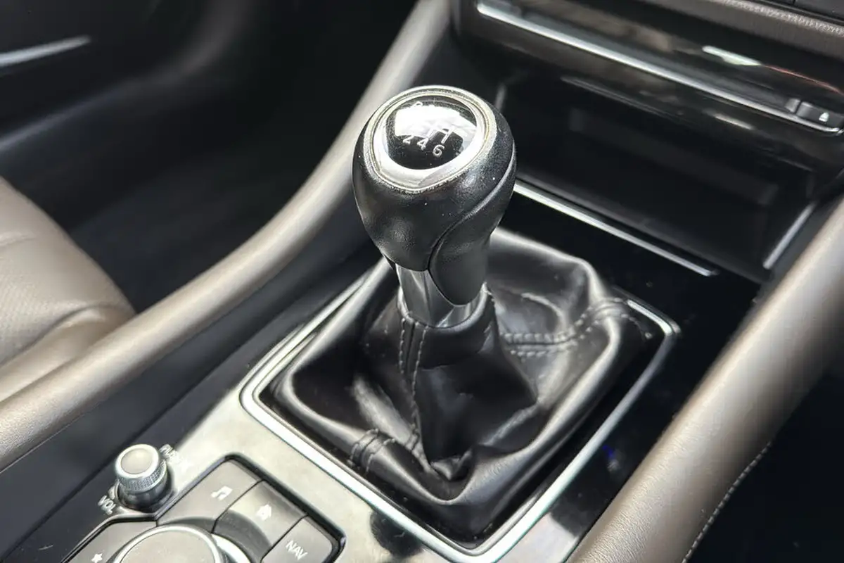 2019-mazda-mazda6-22td-skyactiv-d-gt-sport-nav-saloon-4d-big-12