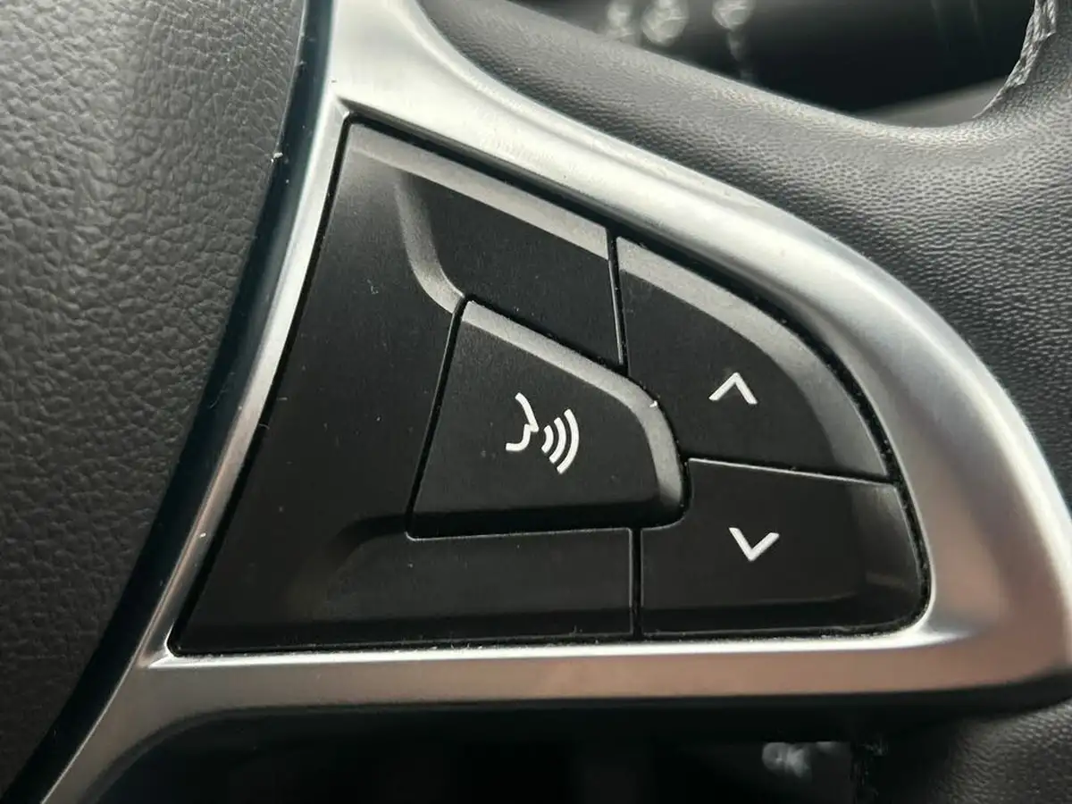 2020-dacia-duster-10-tce-comfort-100bhp-ss-big-21