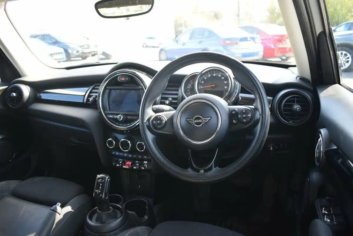 2018-mini-cooper-15-cooper-series-ii-ss-hatchback-5d-auto-big-14