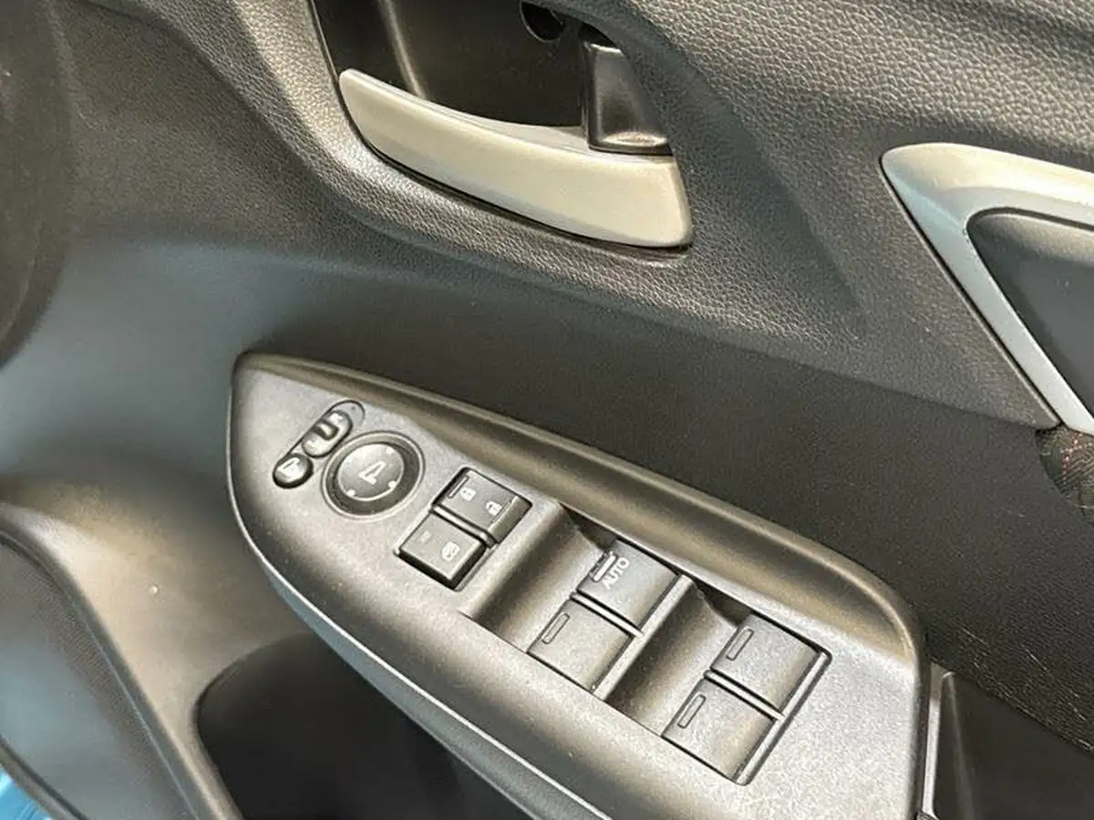 2018-honda-jazz-15-i-vtec-sport-big-13
