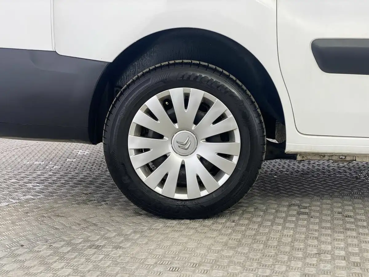 2015-citroen-berlingo-big-9