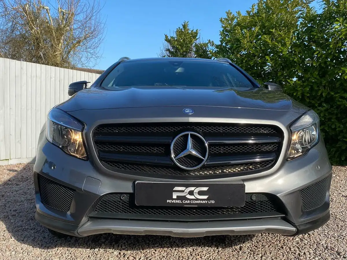 2017-mercedes-benz-gla-class-21d-gla-220d-amg-line-executivess-big-15