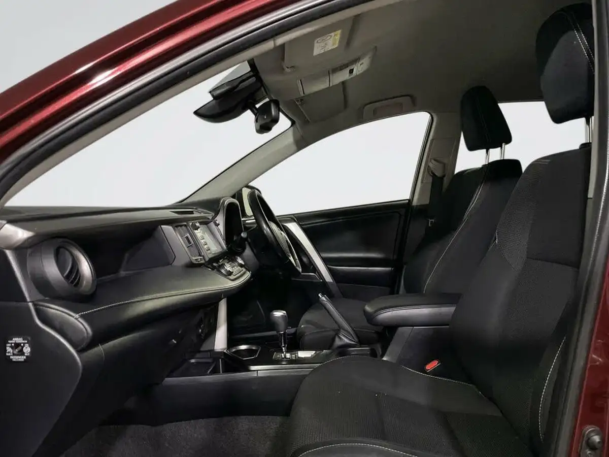 2017-toyota-rav4-25-vvt-i-business-edition-plus-big-13