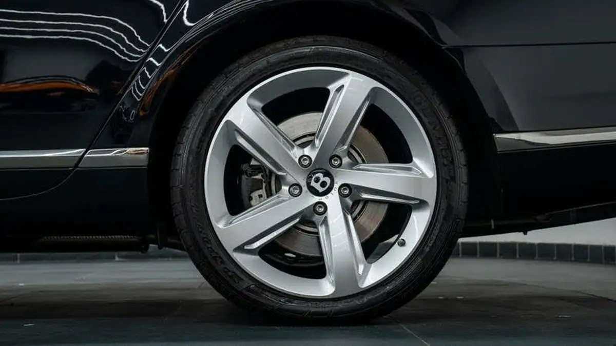 2020-bentley-mulsanne-675-speed-big-14