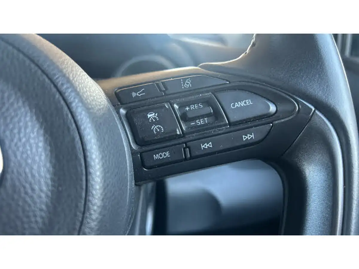 2022-toyota-yaris-15-vvt-i-design-big-29