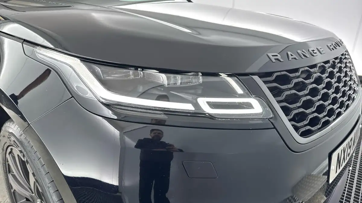 2019-land-rover-range-rover-velar-20-d180-r-dynamic-se-big-22