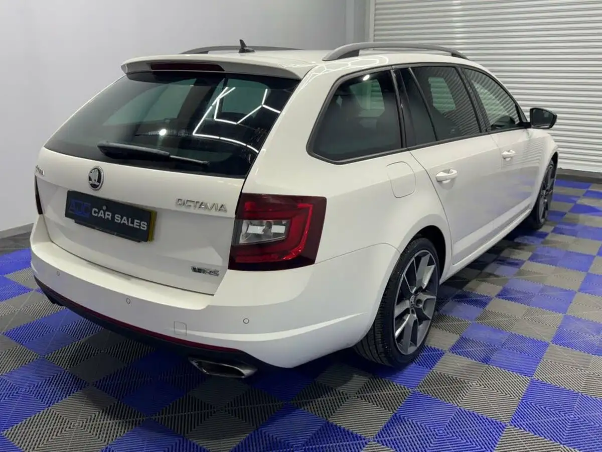 2018-skoda-octavia-20-tsi-vrs-245ps-estate-dsg-big-6