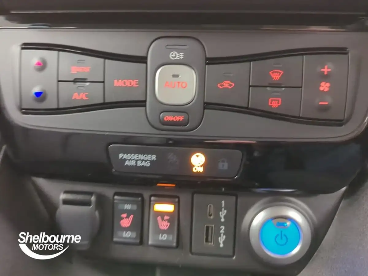 2024-nissan-leaf-e-e-tekna-59kwh-big-27