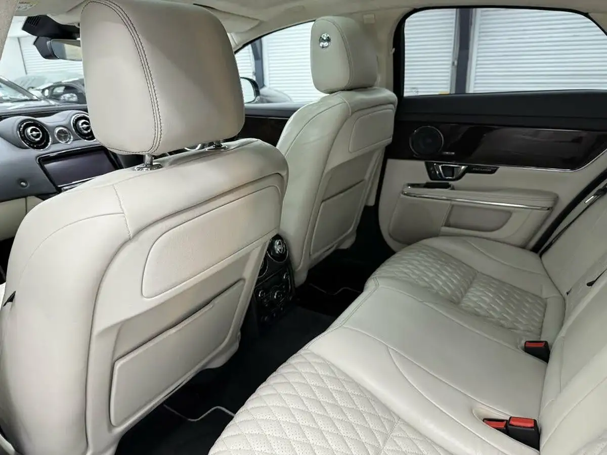 2019-jaguar-xj-series-30td-xj-xj50-swb-big-20