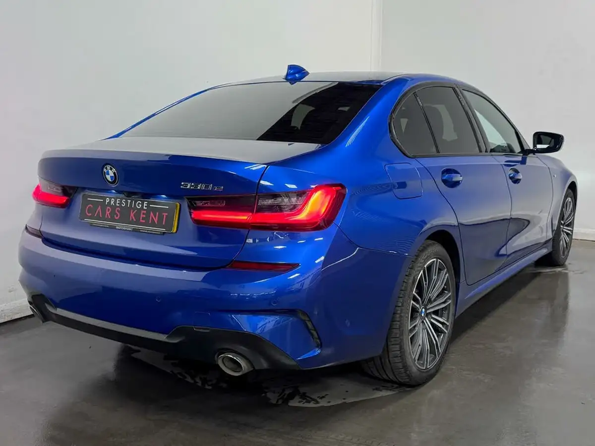 2020-bmw-3-series-20-330e-m-sport-tech-pack-saloon-4d-big-10