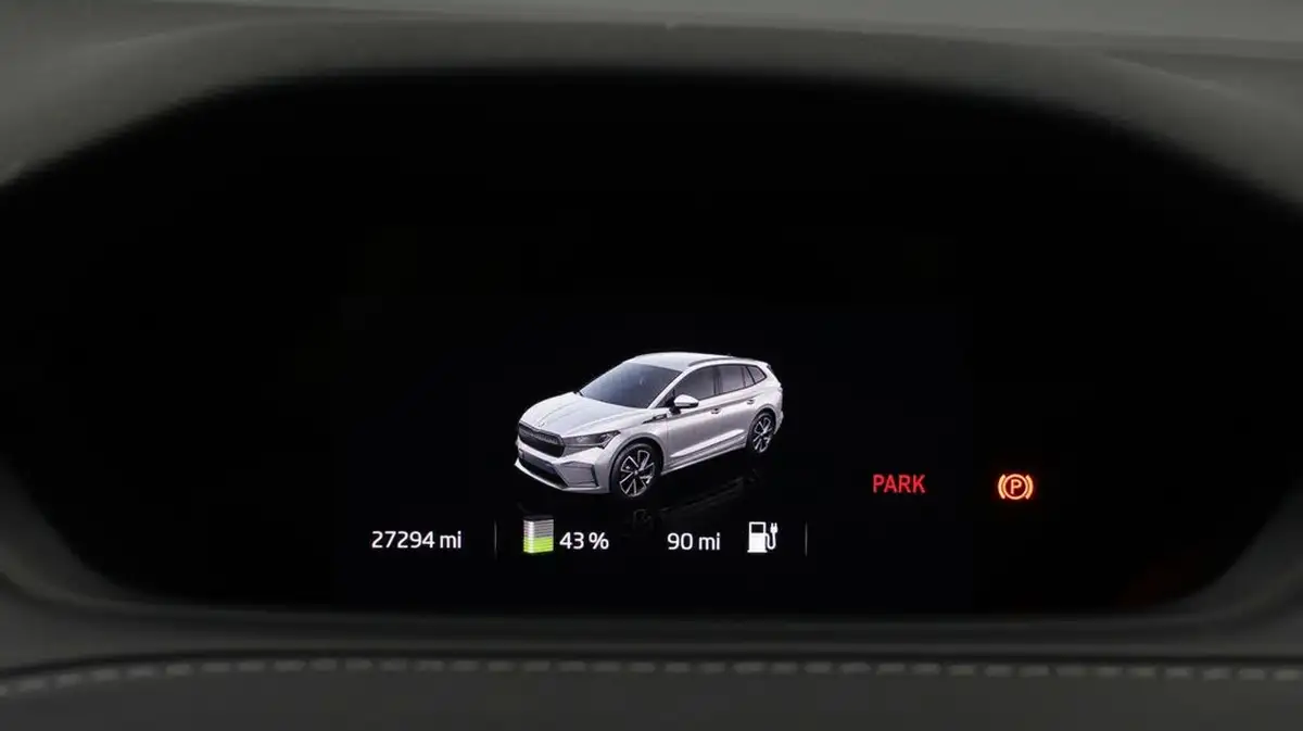 2023-skoda-enyaq-e-80-sportline-big-9