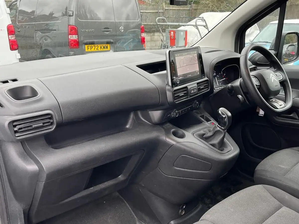 2021-citroen-berlingo-15bluehdi-1000-driver-100pseu6dt-e-ss-big-6