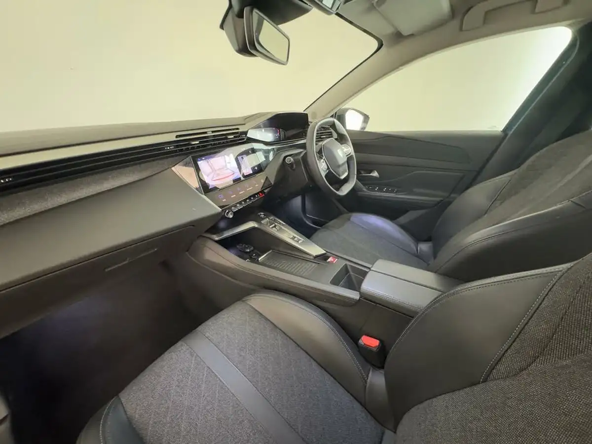 2023-peugeot-408-12-puretech-allure-premium-big-12