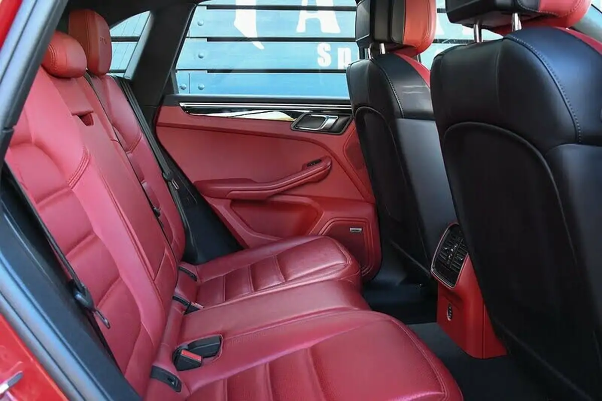 2018-porsche-macan-30-gts-big-44