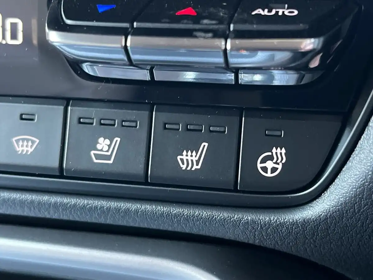 2025-mazda-cx-80-25-e-skyactiv-exclusive-line-conveniencedriver-assistance-big-21