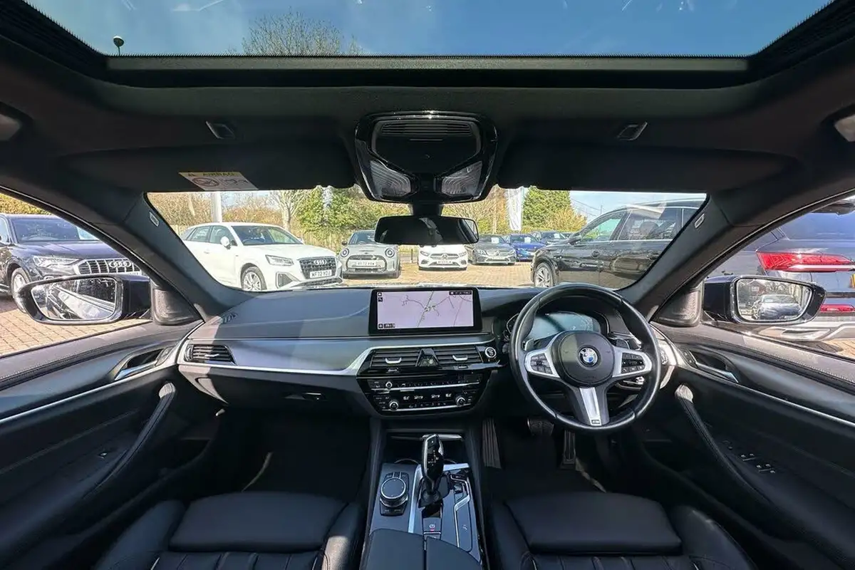 2022-bmw-5-series-30td-530d-xdrive-m-sport-mht-saloon-4d-big-2