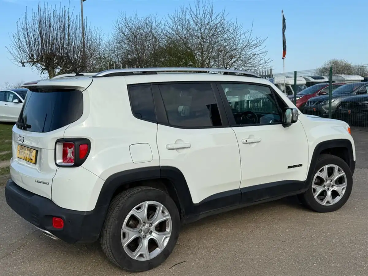 2016-jeep-renegade-20multijet-ii-limited-ss-big-4