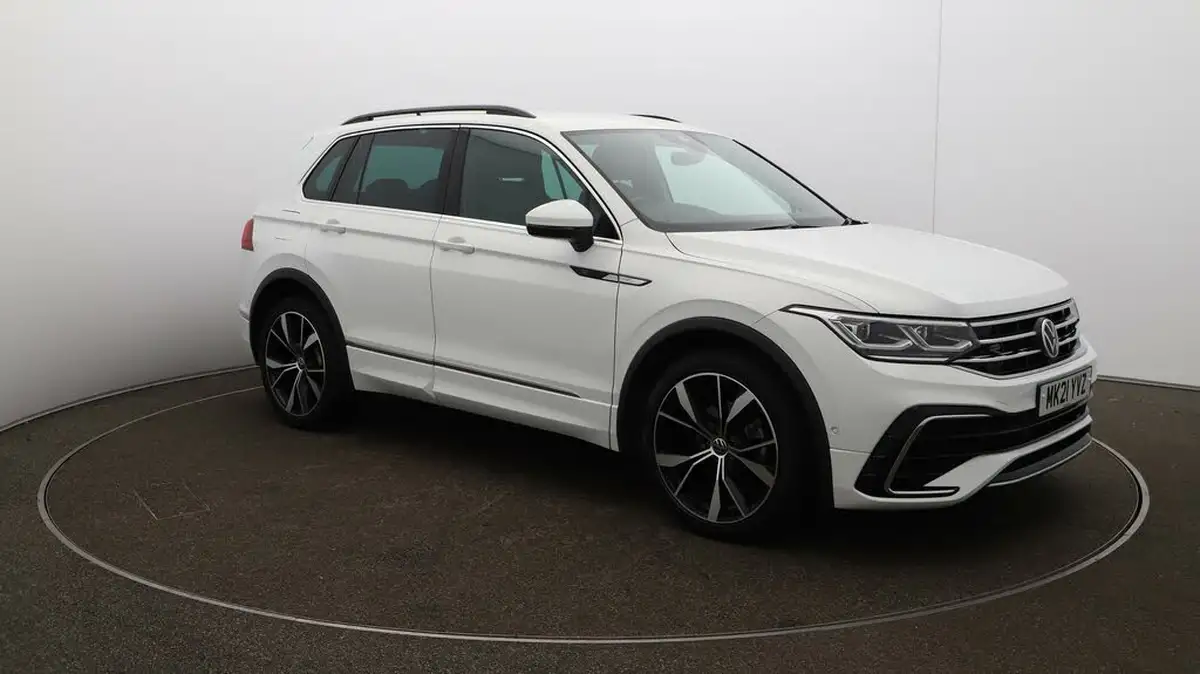 2021-volkswagen-tiguan-15-tsi-r-line-big-1