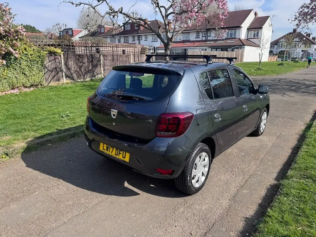 2017-dacia-sandero-10-sce-ambiance-big-5