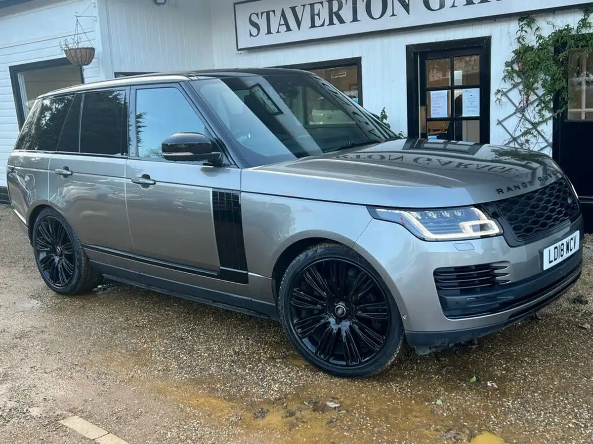 2018-land-rover-range-rover-30tdv6-autobiography-big-3