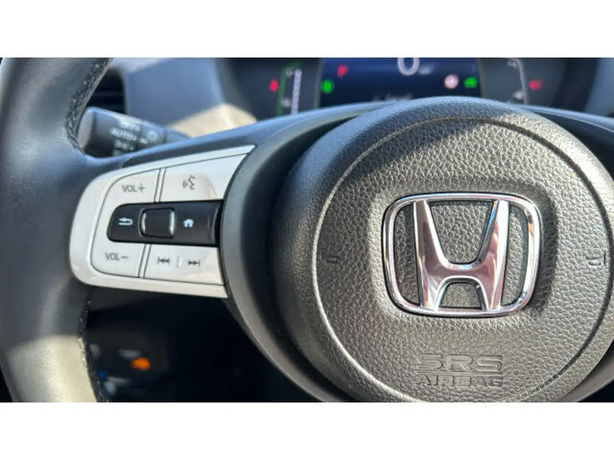 2024-honda-jazz-15-i-mmd-elegance-big-16
