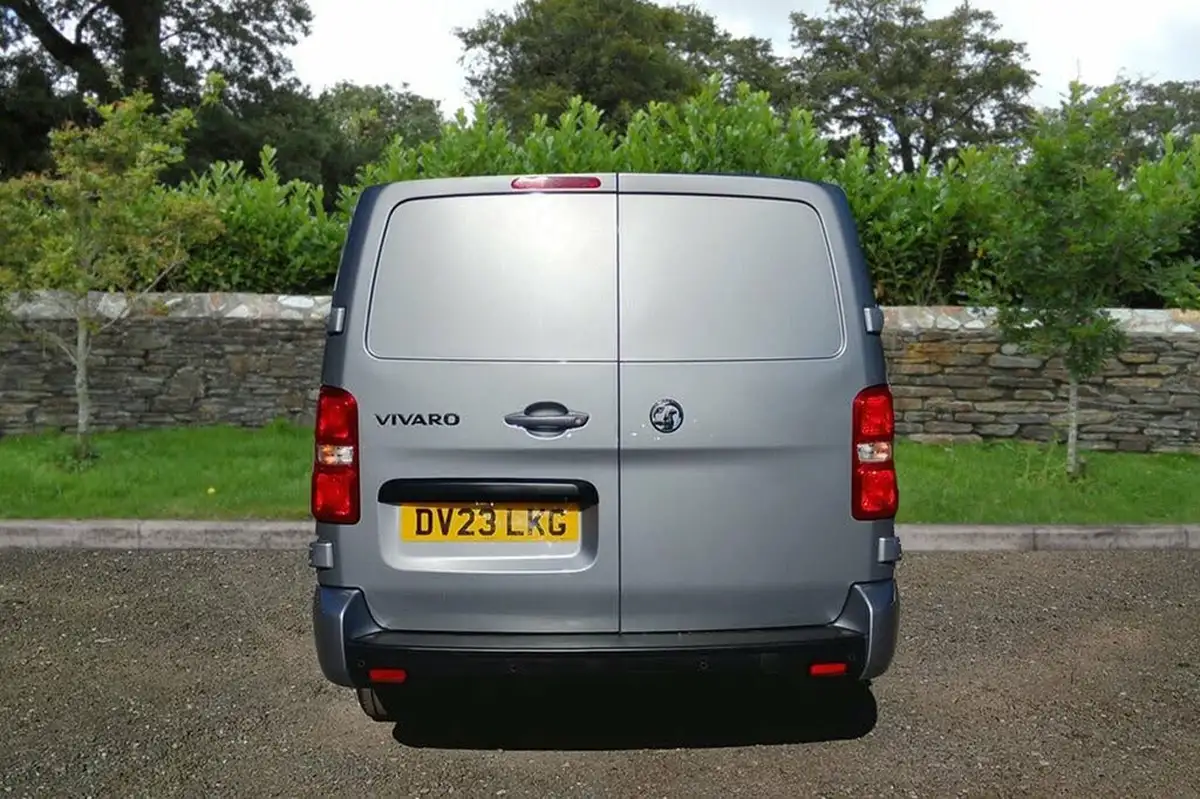 2023-vauxhall-vivaro-20td-3100-l2h1-pro-big-15