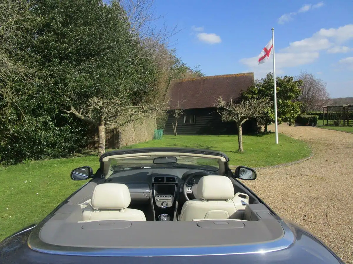 2011-jaguar-xkr-50-convertible-auto-big-10