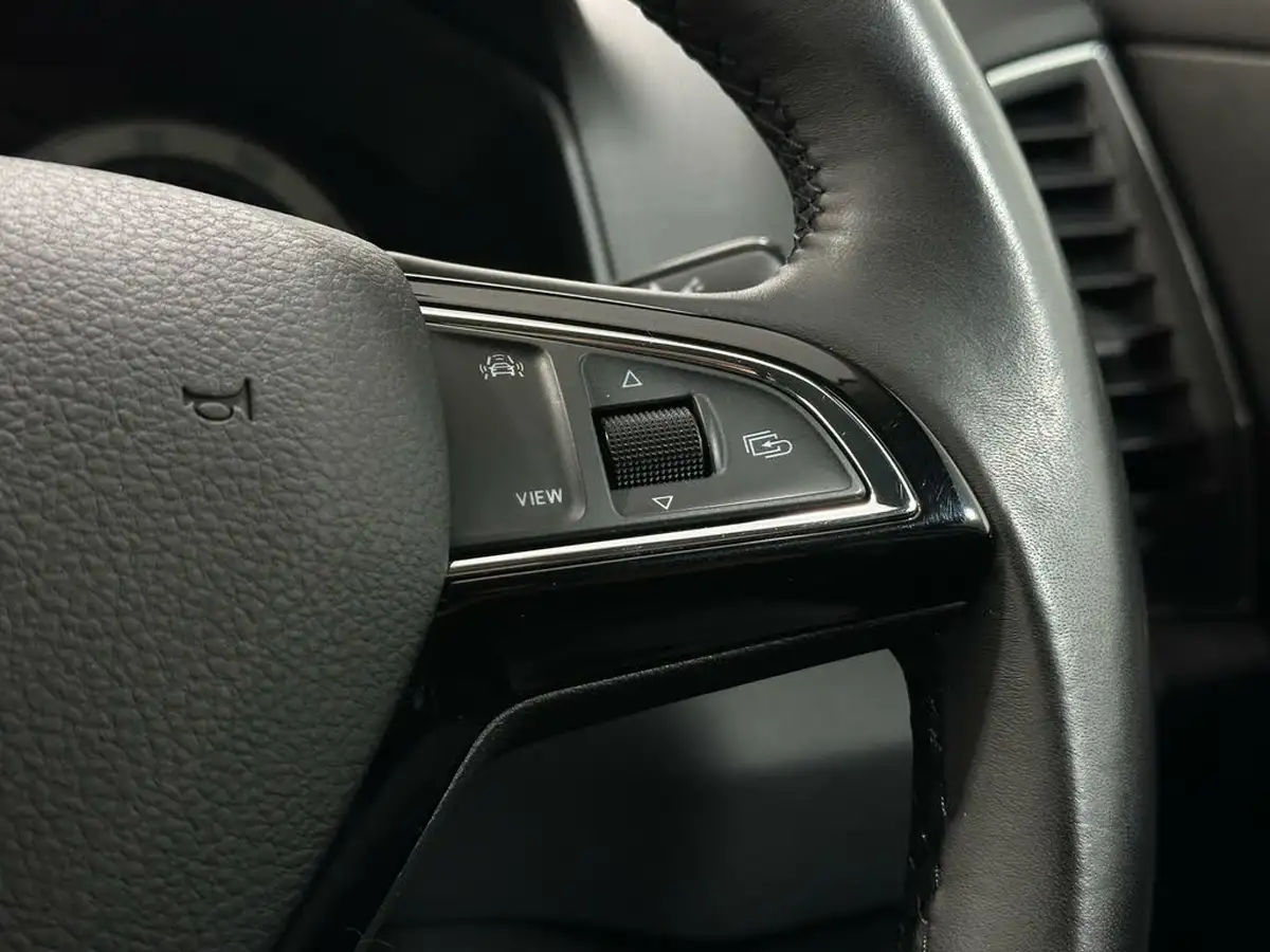 2018-skoda-karoq-16tdi-se-l-scr-1596cc-dsg-big-13