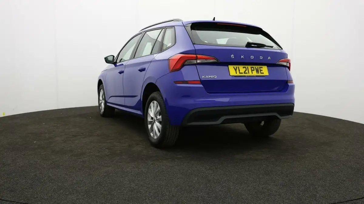 2021-skoda-kamiq-10-tsi-s-big-71