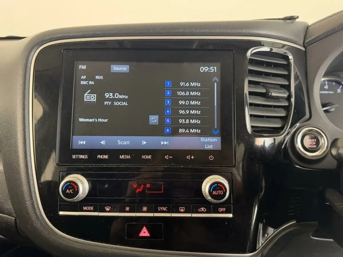 2019-mitsubishi-outlander-20-design-big-35