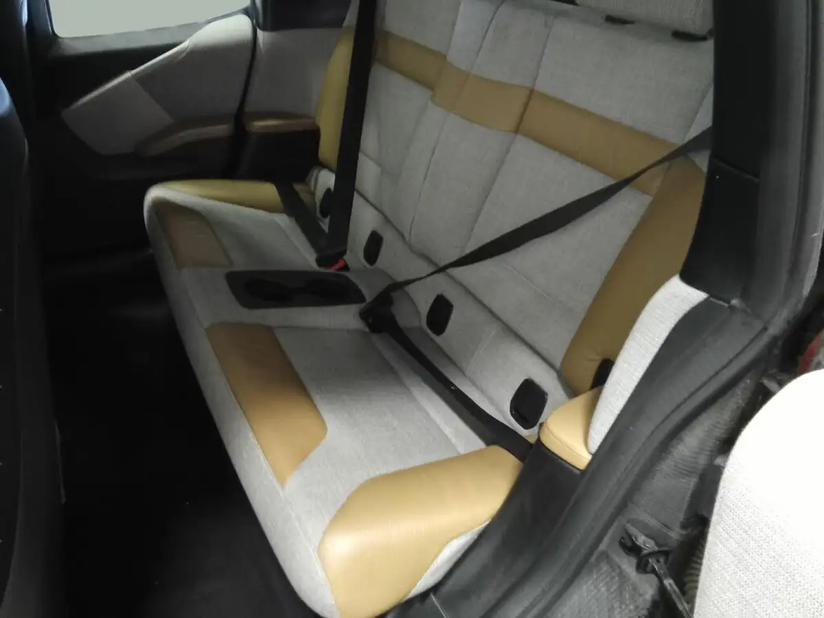 2016-bmw-i3-e-extended-range-big-31