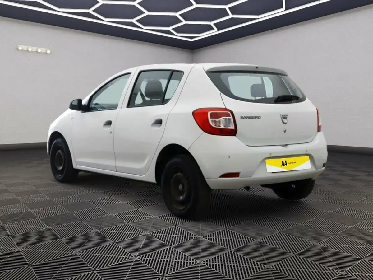 2016-dacia-sandero-12-ambiance-big-3
