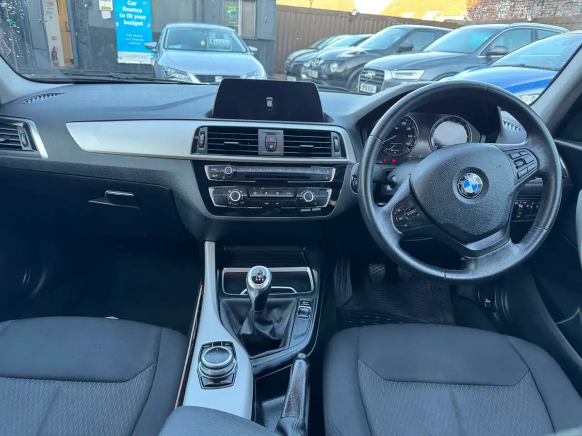 2018-bmw-1-series-15td-116d-se-business-5d-big-29
