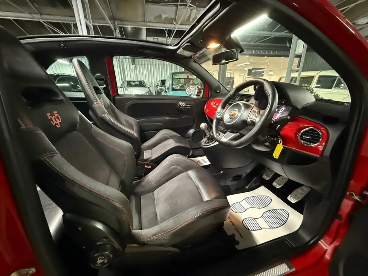 2014-fiat-500c-14-abarth-595c-turismo-t-jet-big-17