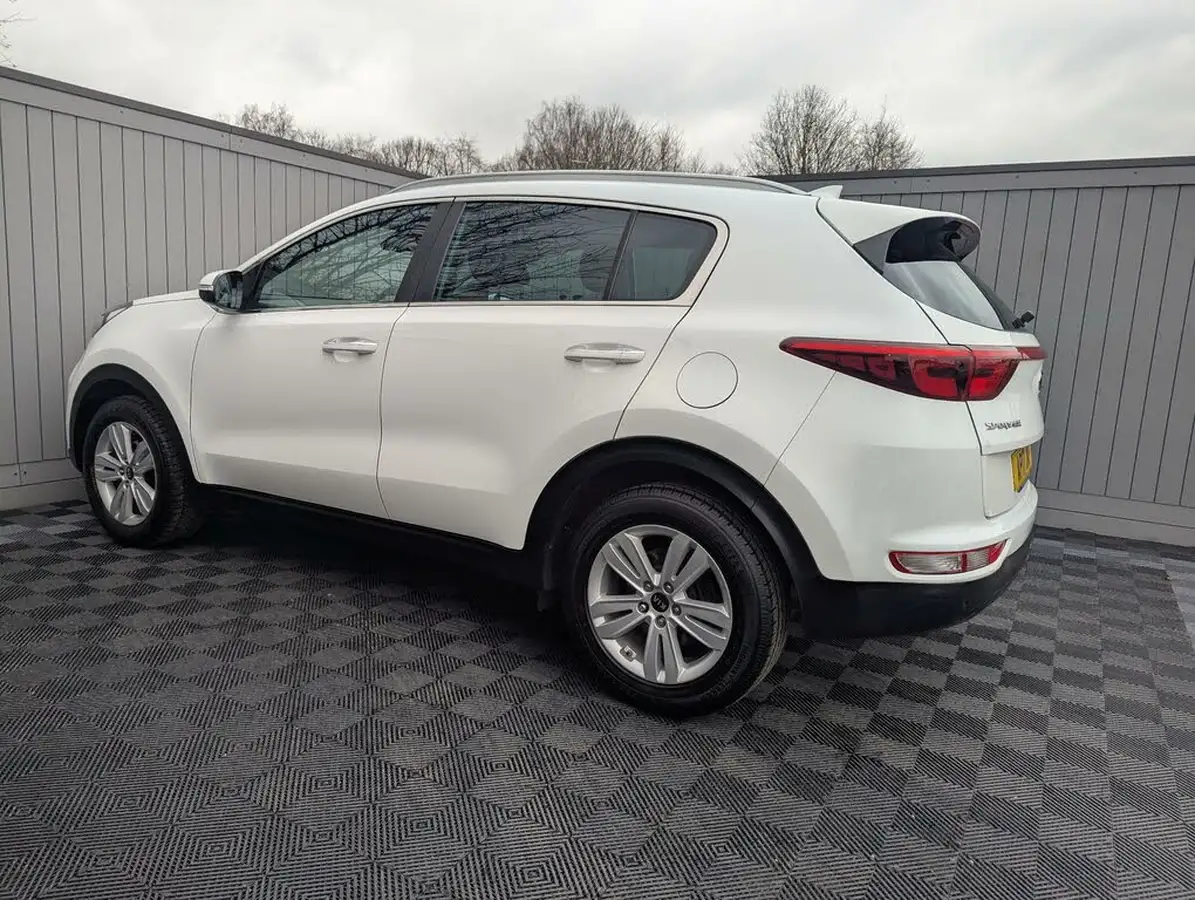 2017-kia-sportage-16-gdi-2-big-42