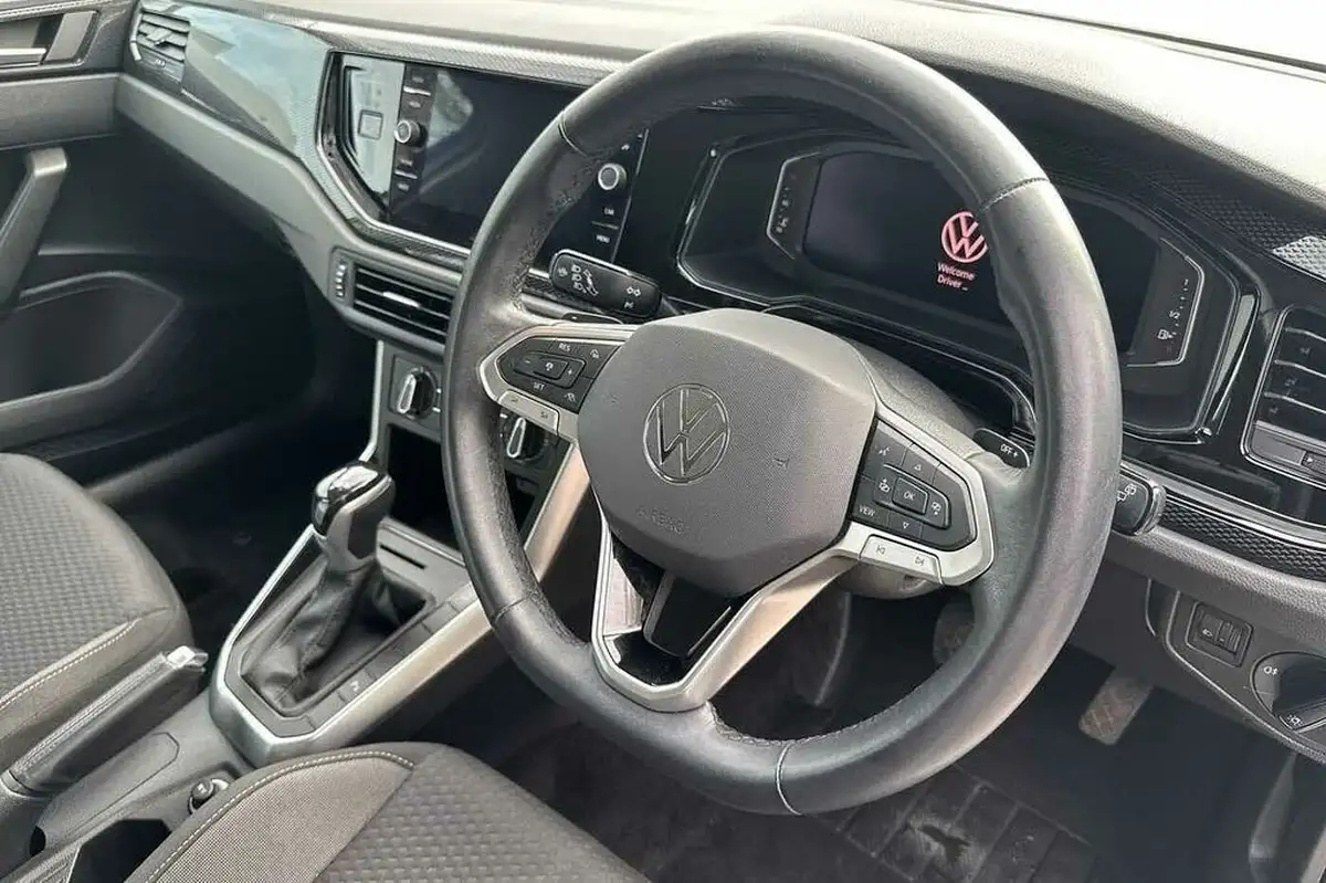 2022-volkswagen-polo-10-tsi-life-dsg-big-5
