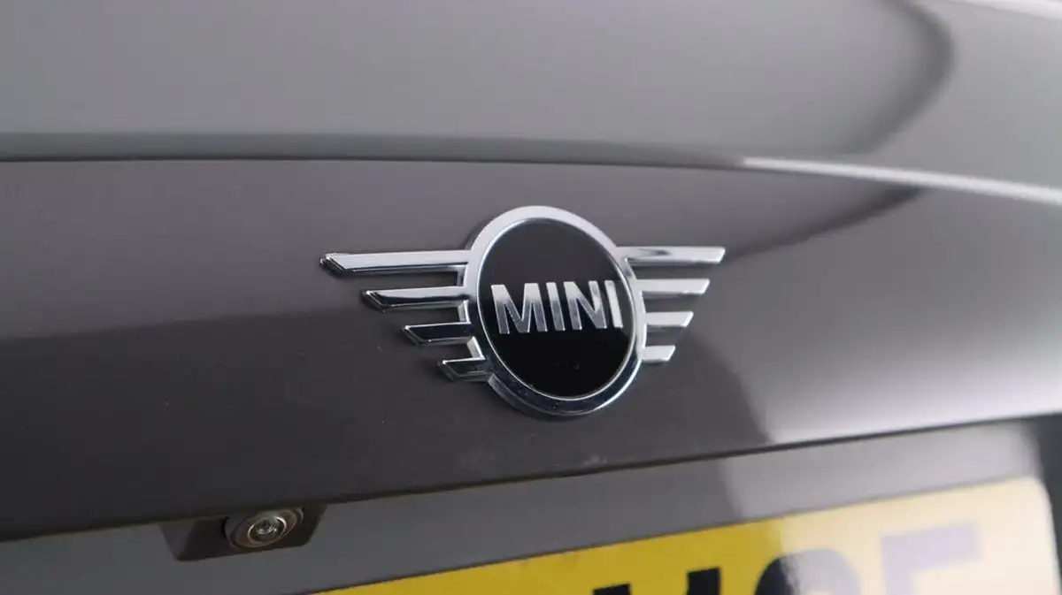 2021-mini-cooper-e-cooper-s-2-big-20