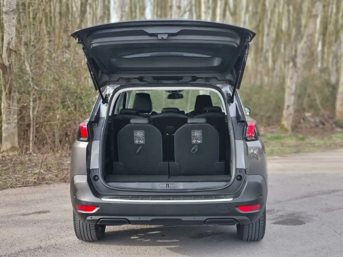 2018-peugeot-5008-suv-12-puretech-allure-big-6