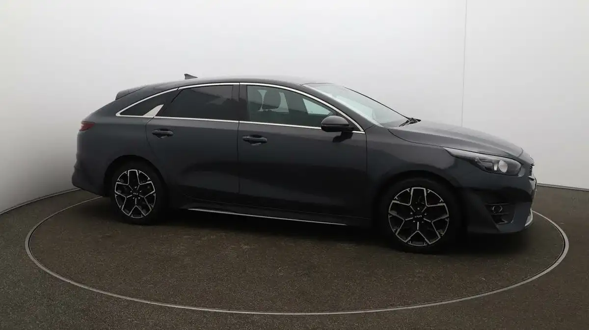 2021-kia-pro-ceed-15-t-gdi-gt-line-big-38