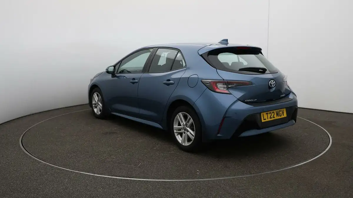 2022-toyota-corolla-18-vvt-i-icon-120bhp-trk-hatchback-5d-big-56
