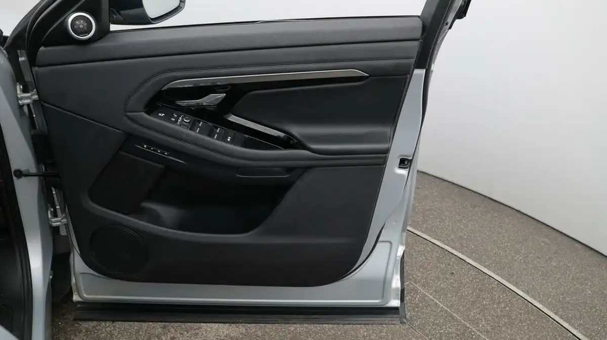 2020-land-rover-range-rover-evoque-20-d180-se-big-15