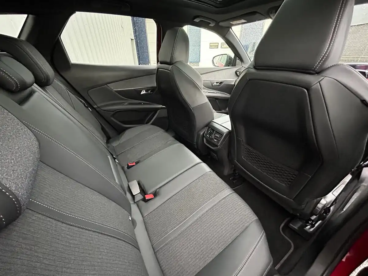 2020-peugeot-3008-suv-12-puretech-gt-line-eat8-big-7