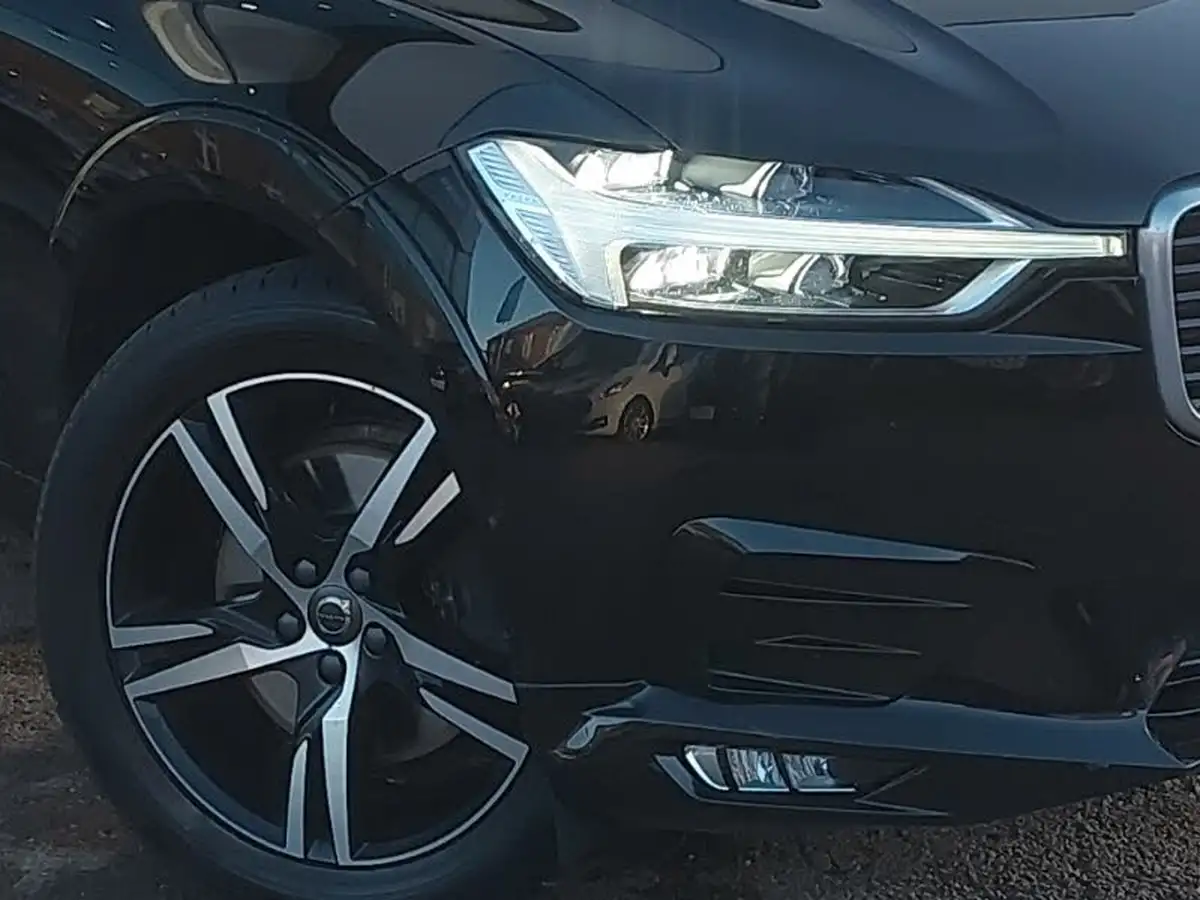 2018-volvo-xc60-20-t5-r-design-250bhp-4x4-big-8