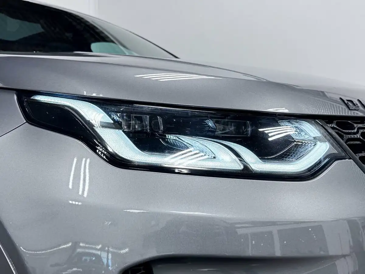 2022-land-rover-discovery-sport-15-p300e-r-dynamic-hse-big-20