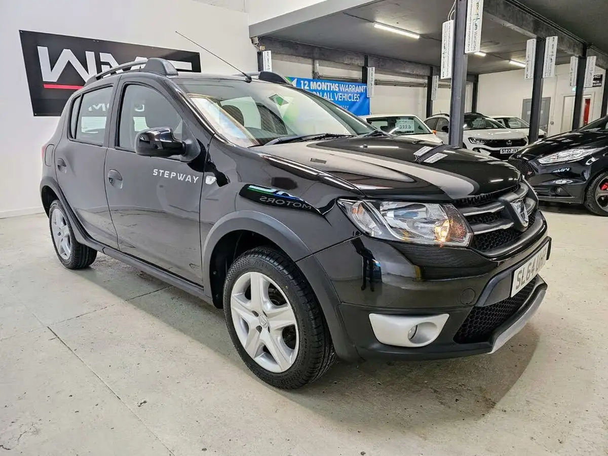 2014-dacia-sandero-stepway-09-laureate-big-1
