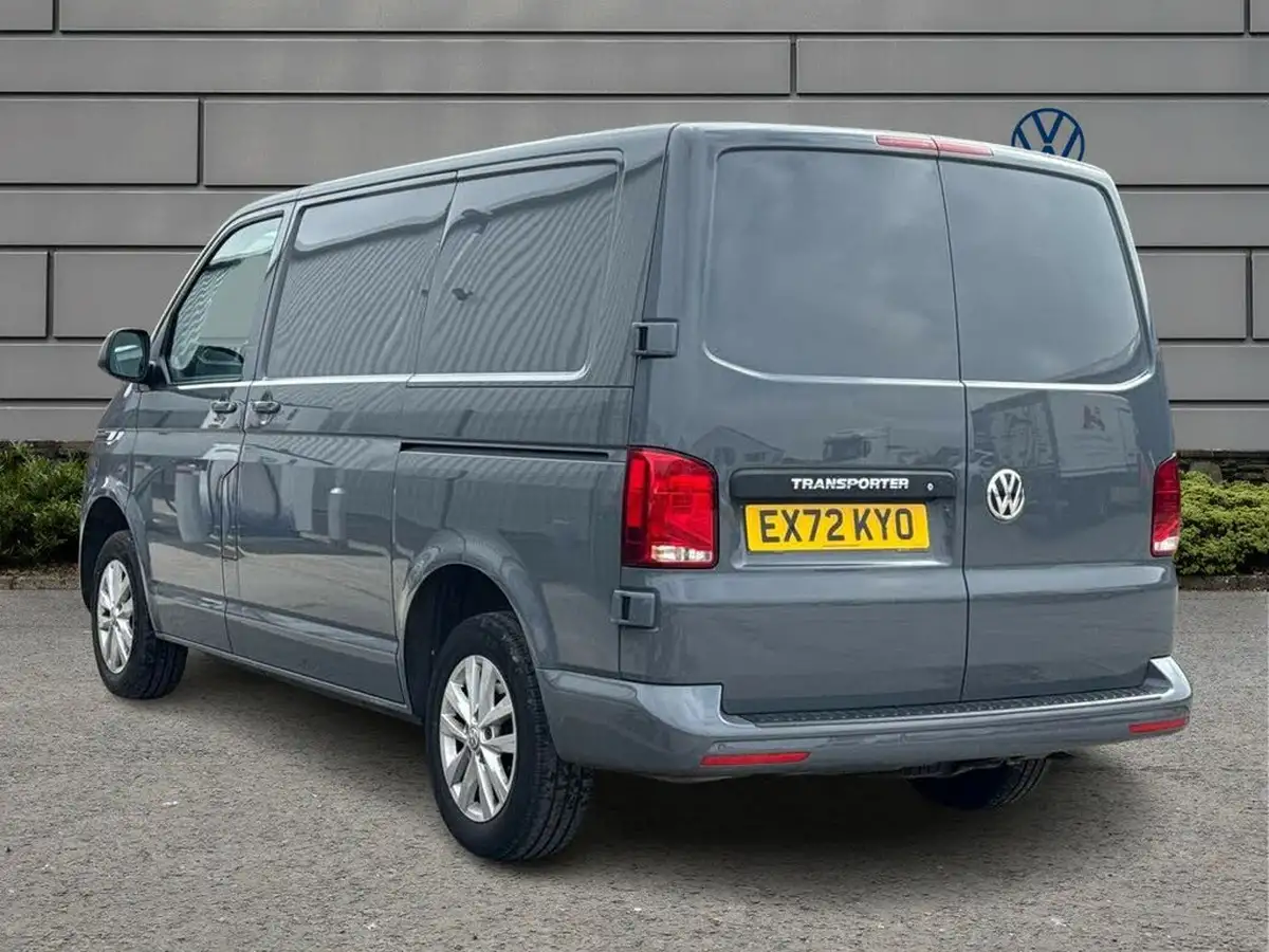 2022-volkswagen-transporter-20tdi-t28-highline-bmt-swb-110pseu6d-big-1