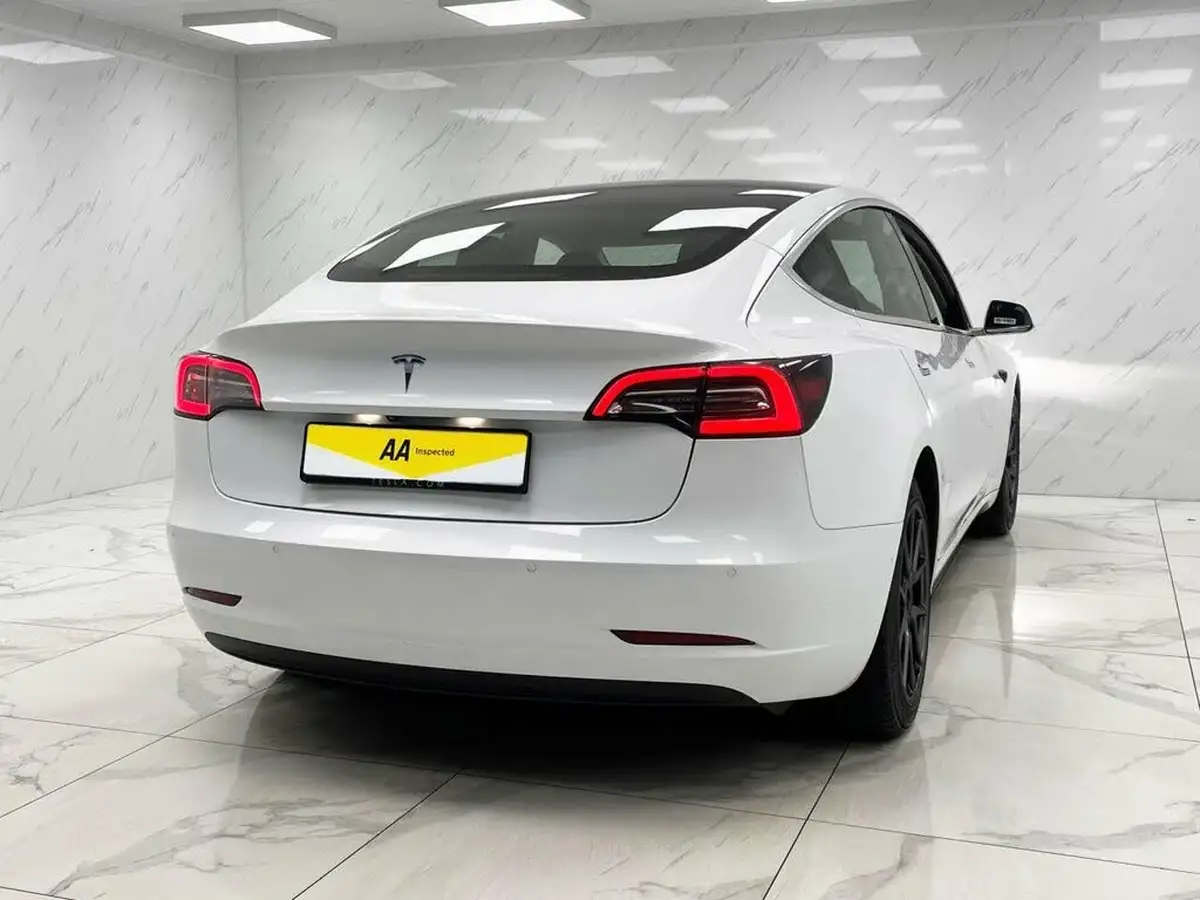 2019-tesla-model-3-e-standard-plus-big-8