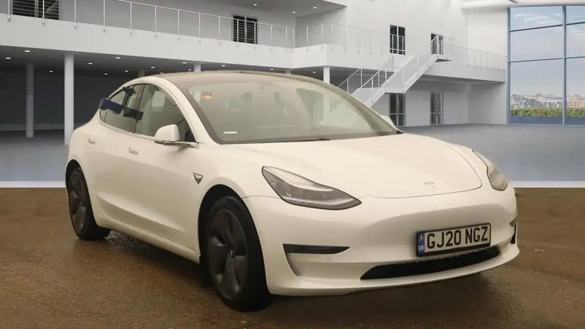 2020-tesla-model-3-e-long-range-big-4