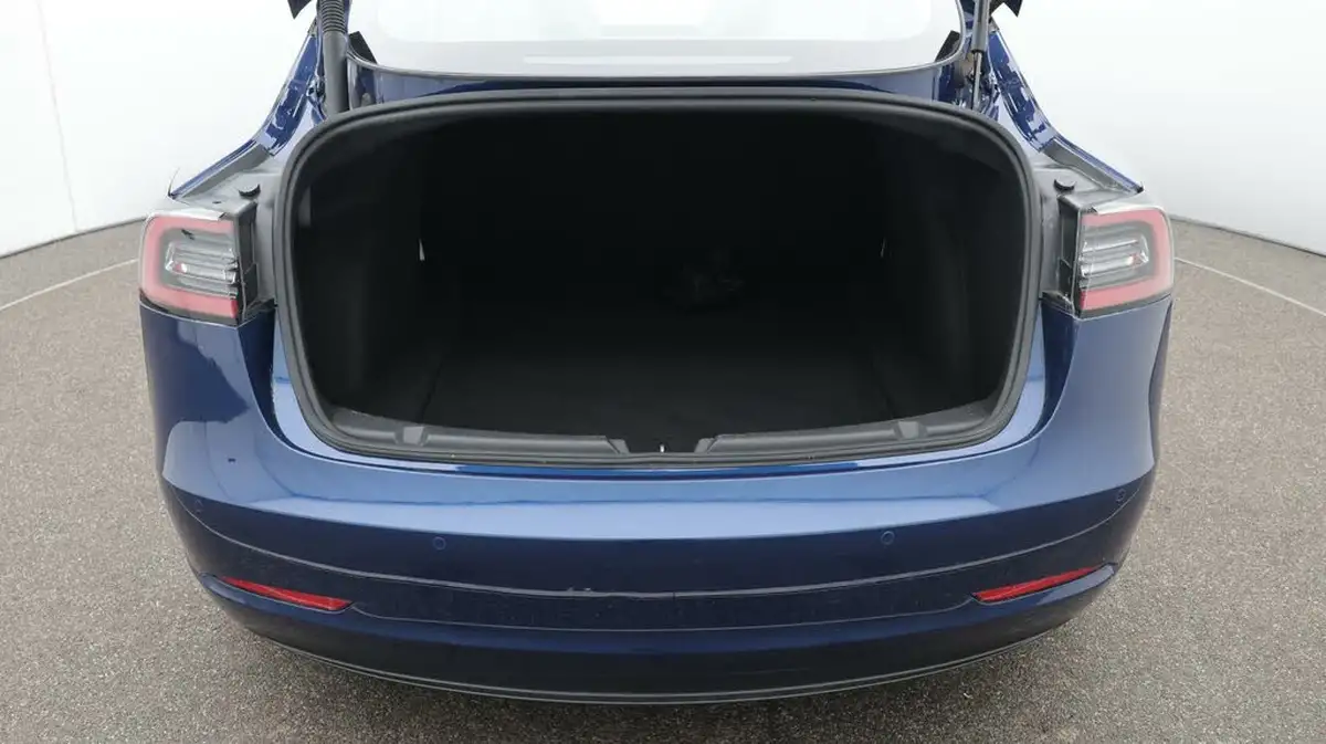 2021-tesla-model-3-e-long-range-4x4-big-17